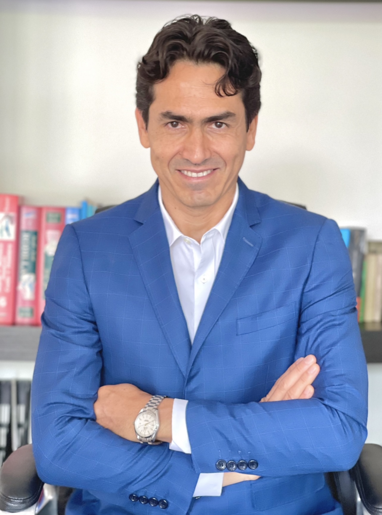 Dr. Gilberto Herrera